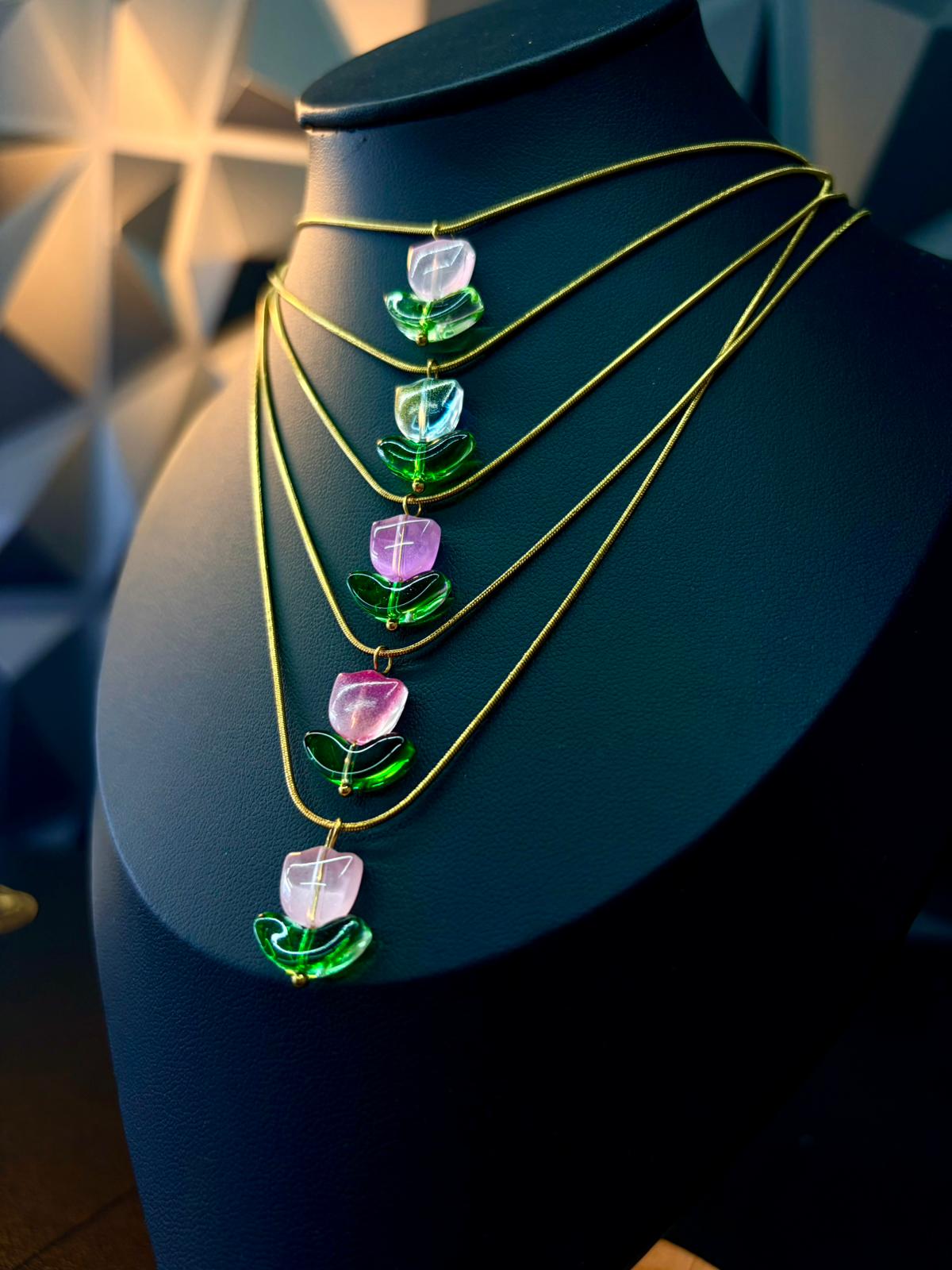 Set cadena y pantallas de  Tulipanes